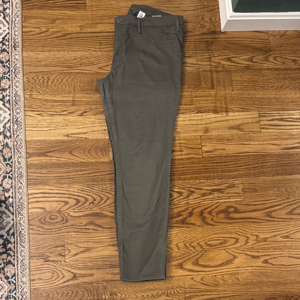 Women's Army Green Skinny Khakis Size 33